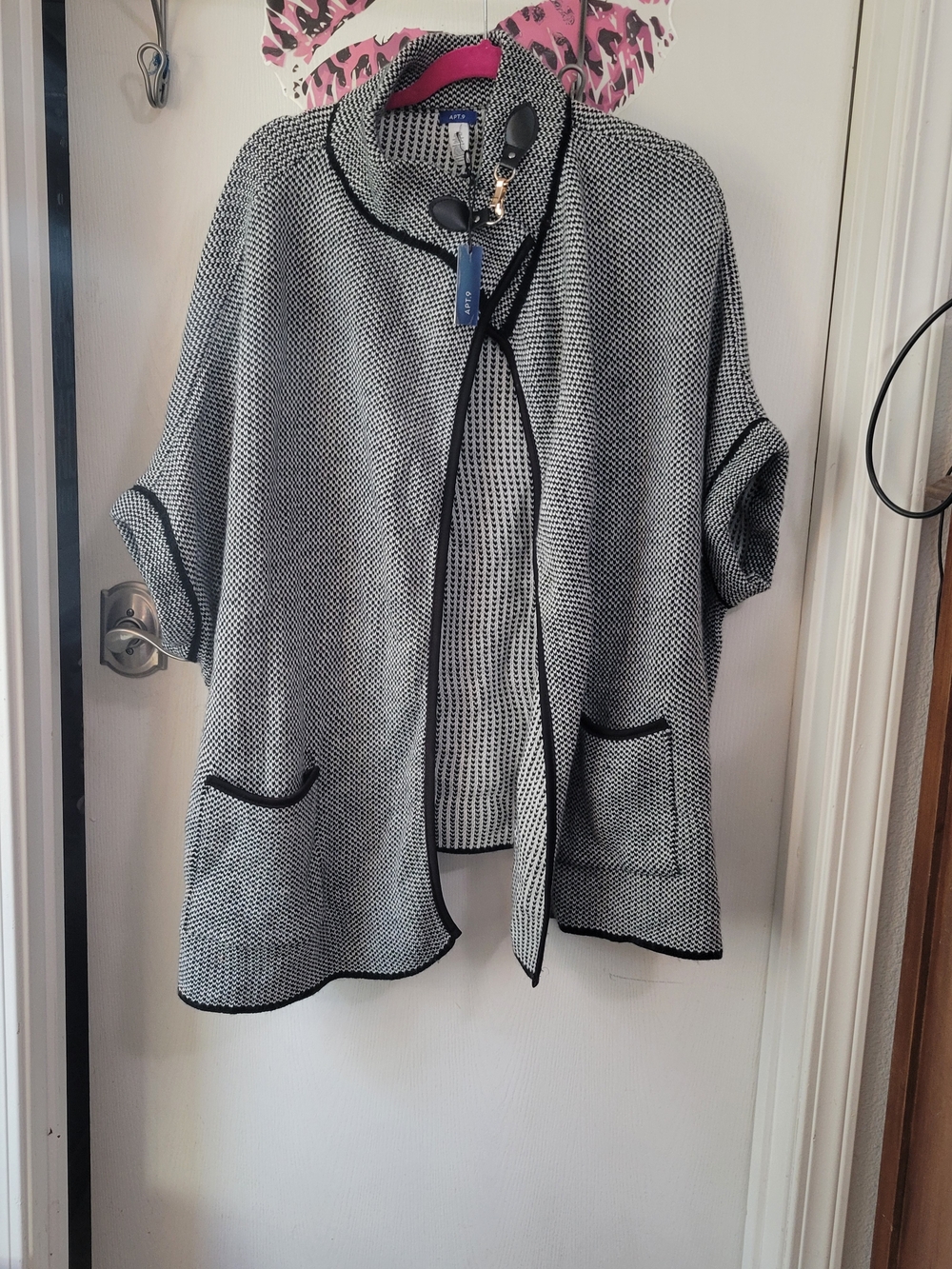 Chico's Black & White Open Front Pocket Sweater